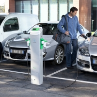Recharges des véhicules électriques : les bonnes questions à se poser