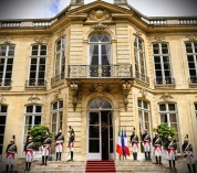 La solution ? Un acheteur public à Matignon !