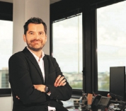 Une journée avec… Nicolas Cros : «la commande publique doit avant tout relever d’une approche pragmatique !»